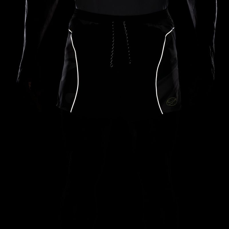 Spodenki do biegania męskie Nike Dri-Fit 4" smoke grey/black/light lemon twist 7