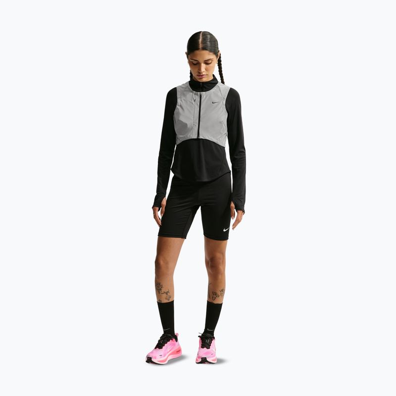 Bezrękawnik do biegania damski Nike Swift Flash metallic cool grey/black 2