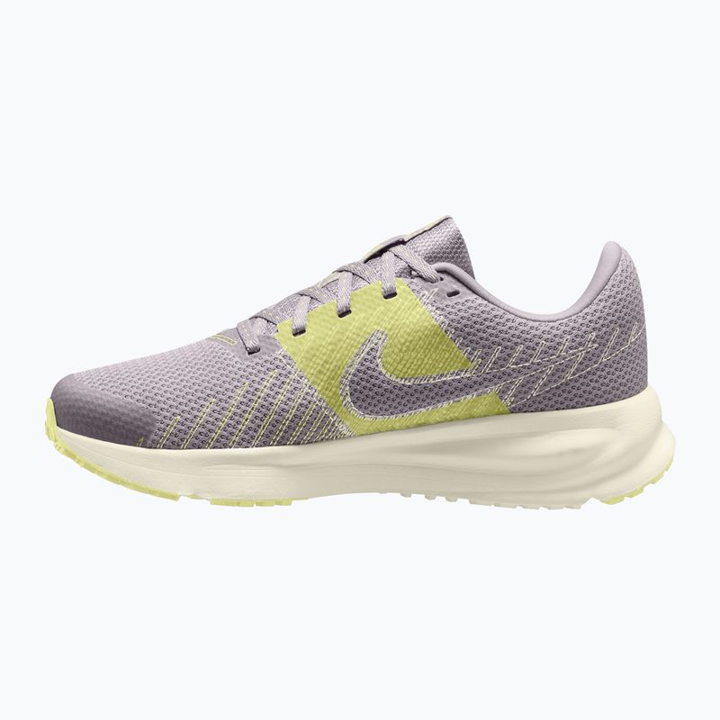 Buty do biegania damskie Nike Run Defy silver lilac/sail/cream ii/fennel 2