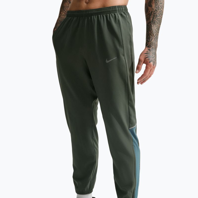 Spodnie do biegania męskie Nike Miler Dri-Fit Woven camo green/mineral slate 4