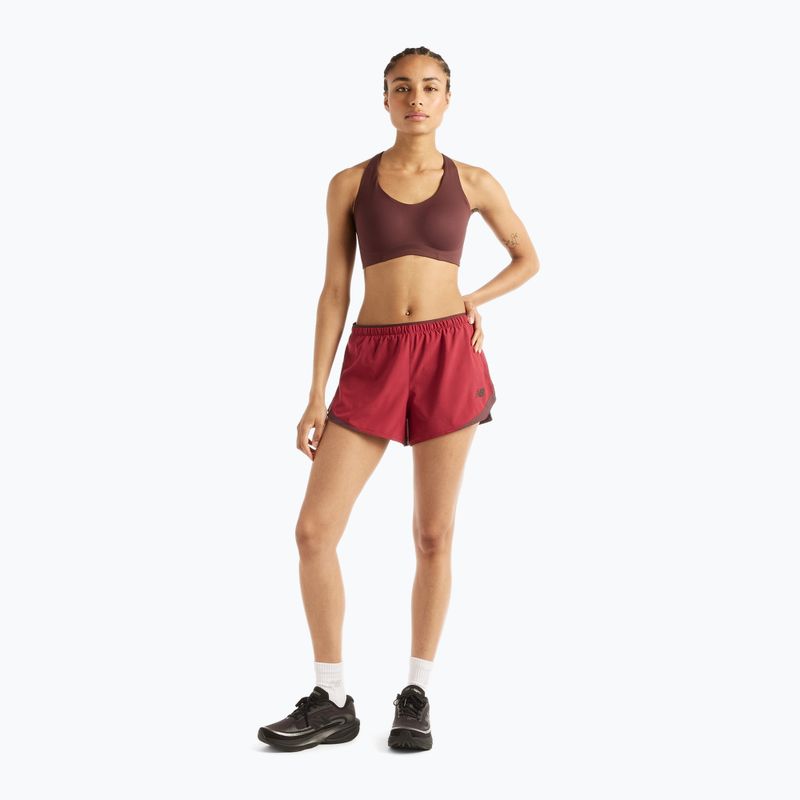 Spodenki do biegania damskie New Balance Run Essentials 3" Short podium red 2