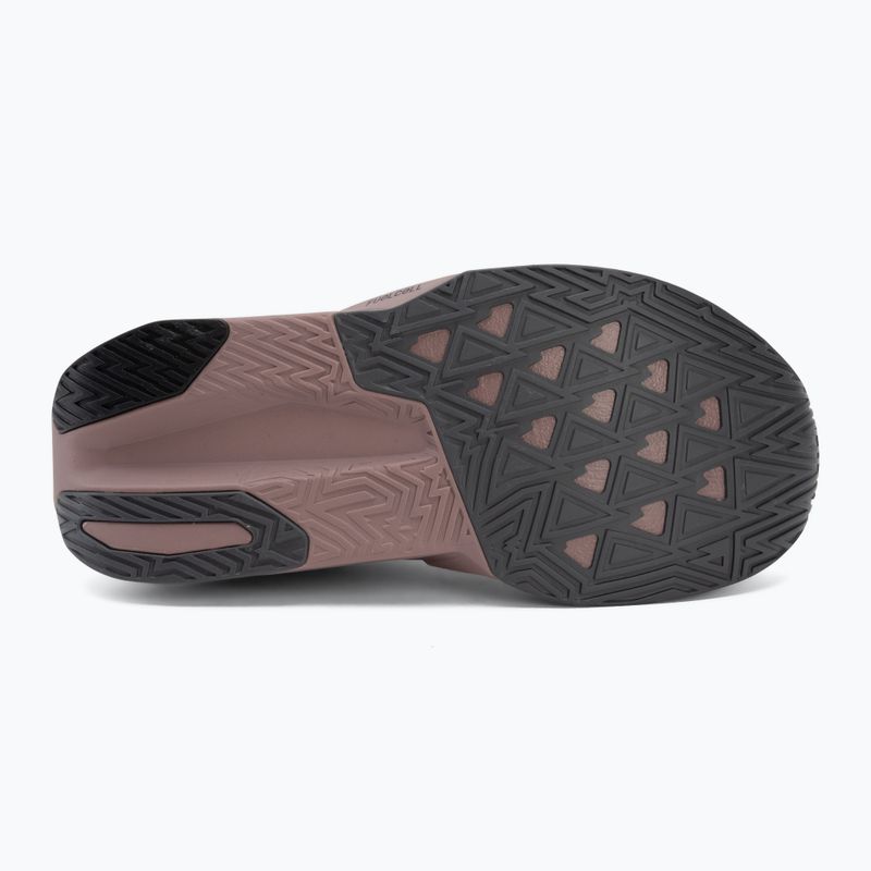 Buty do biegania damskie New Balance FuelCell Rebel V5 magnet/pebble 4