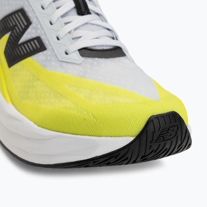 Buty do biegania męskie New Balance FuelCell Rebel V5 fresh air/alkaline green 7