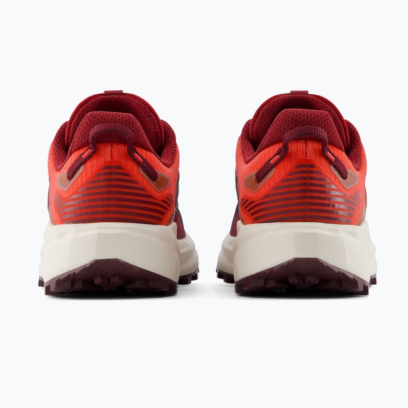 Buty do biegania damskie New Balance Rebel V1 podium red/neo flame 5