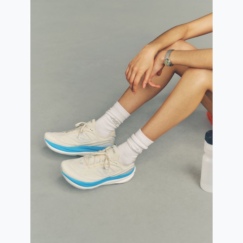 Buty do biegania damskie New Balance 1080's V15 angora/blue glaze 6