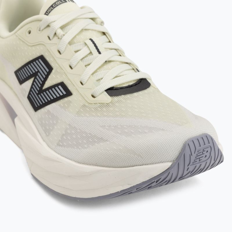 Buty do biegania męskie New Balance FuelCell Rebel V5 pistachio butter/digital mist 7