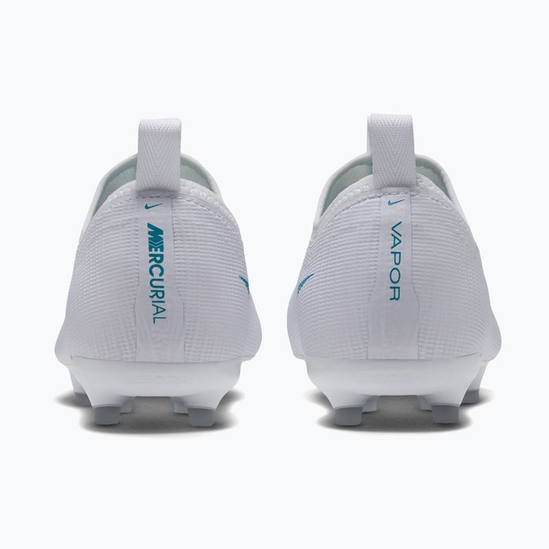 Buty piłkarskie dziecięce Nike Mercurial Vapor 17 Academy Jr MG white/dusty cactus 5