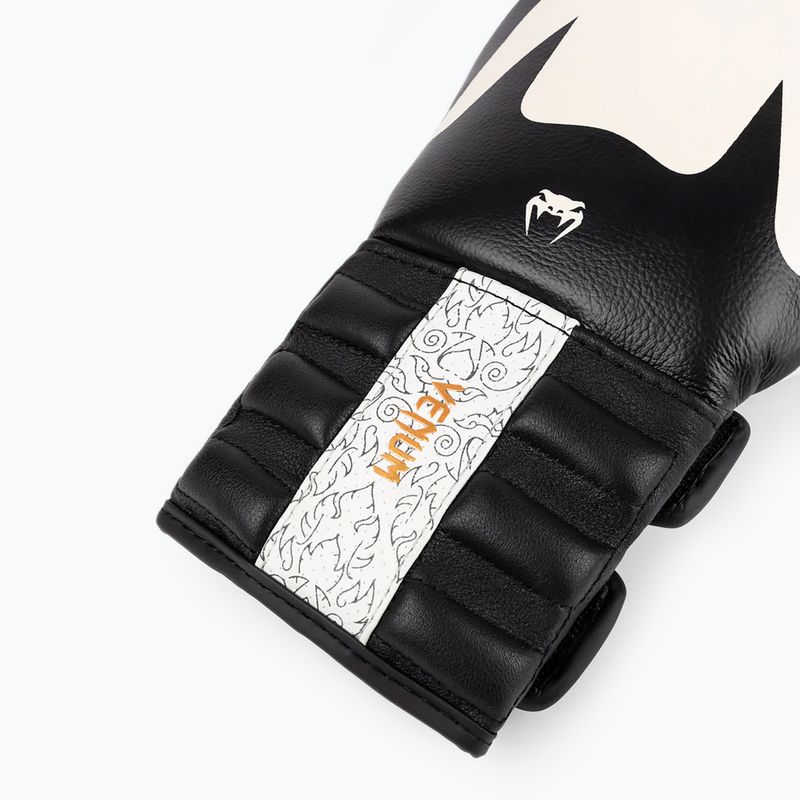 Rękawice bokserskie Venum Reverso Boxing white/black 6