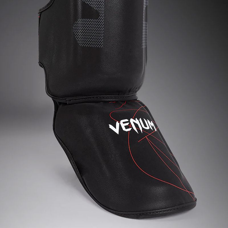 Ochraniacze piszczeli i stóp damskie Venum Tactical XT Shinguards black/fire red 4