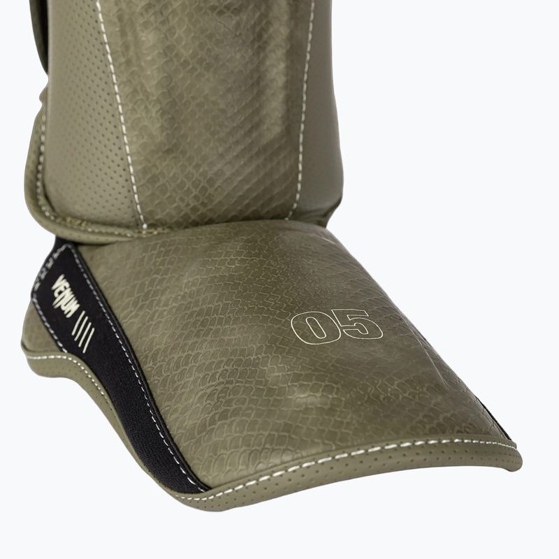 Ochraniacze do piszczeli i stóp Venum Impact Evo Scales Shinguards army green 5