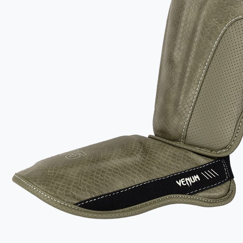 Ochraniacze do piszczeli i stóp Venum Impact Evo Scales Shinguards army green 6