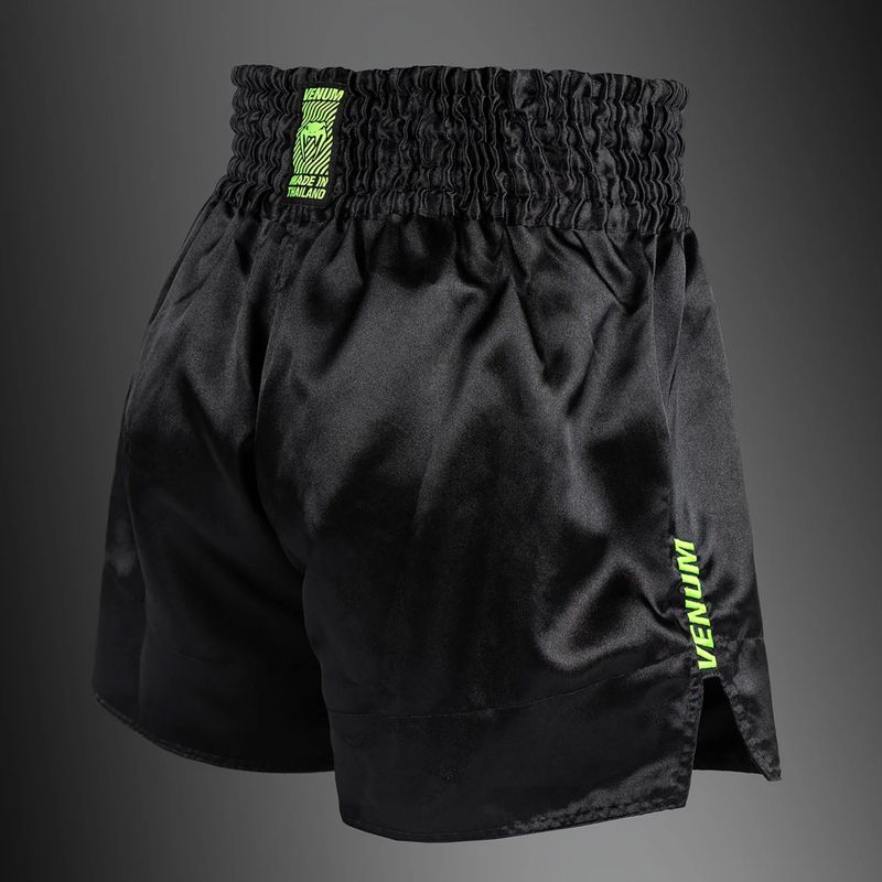 Spodenki treningowe męskie Venum Classic Evo Muay Thai black/neon yellow 4