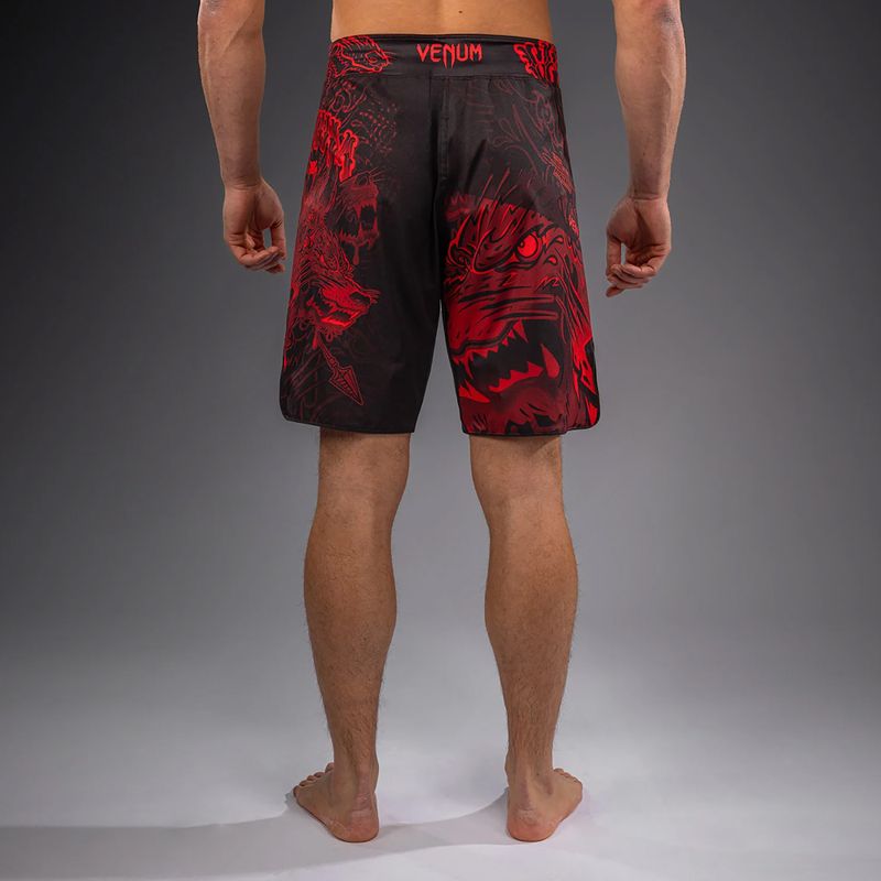 Spodenki treningowe męskie Venum Wolf Atak Fightshorts black/red 3
