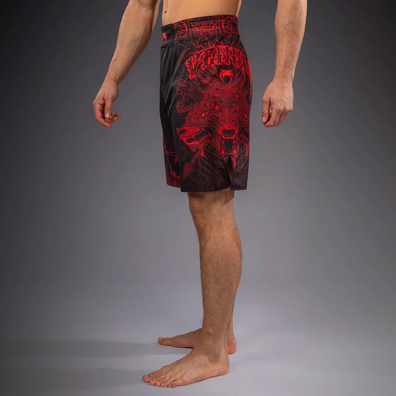 Spodenki treningowe męskie Venum Wolf Atak Fightshorts black/red 4