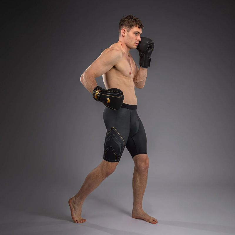 Spodenki treningowe męskie Venum Streamline Vale Tudo black/gold 2