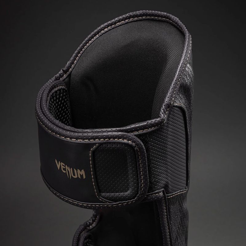 Ochraniacze piszczeli i stóp Venum Impact Evo Scales Shin dark grey 4