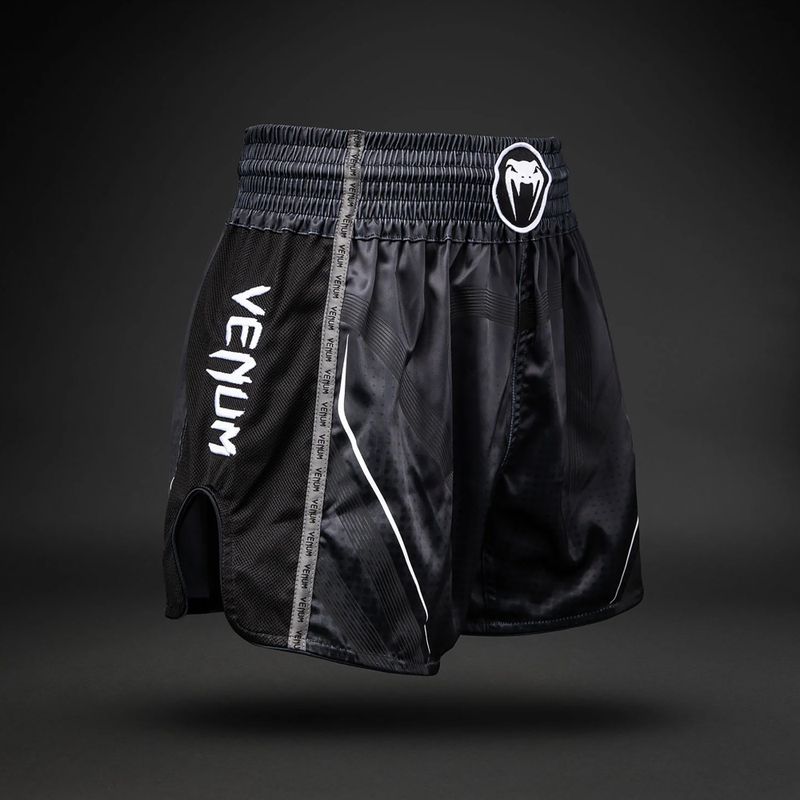Spodenki treningowe Venum Stealth Muay Thai black/white 3