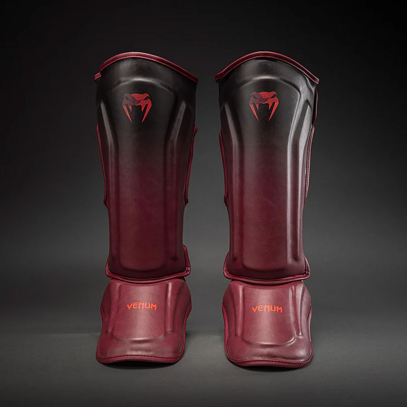Ochraniacze piszczeli i stóp Venum Spectre Shin black/red 2
