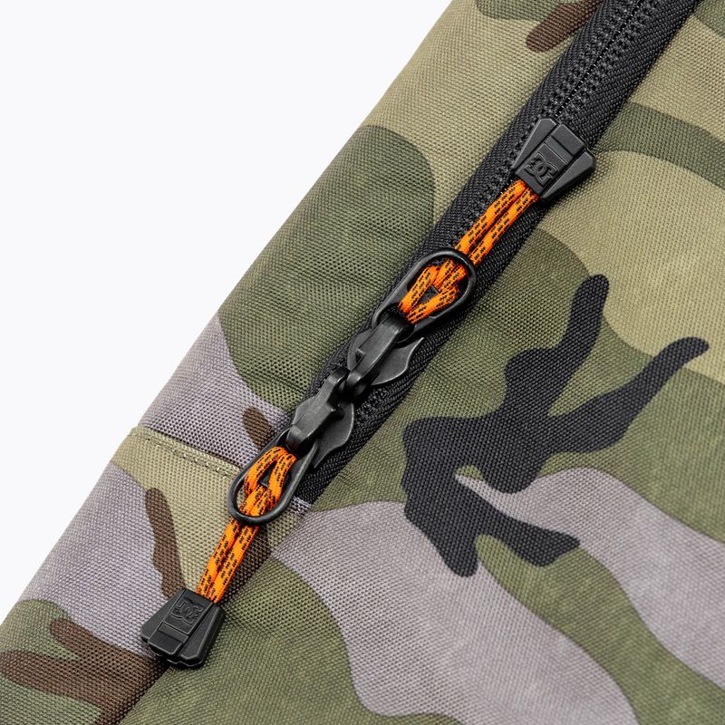 Pokrowiec na deskę snowboardową DC Layover Sleeve Bag woodland camo castlerock 4