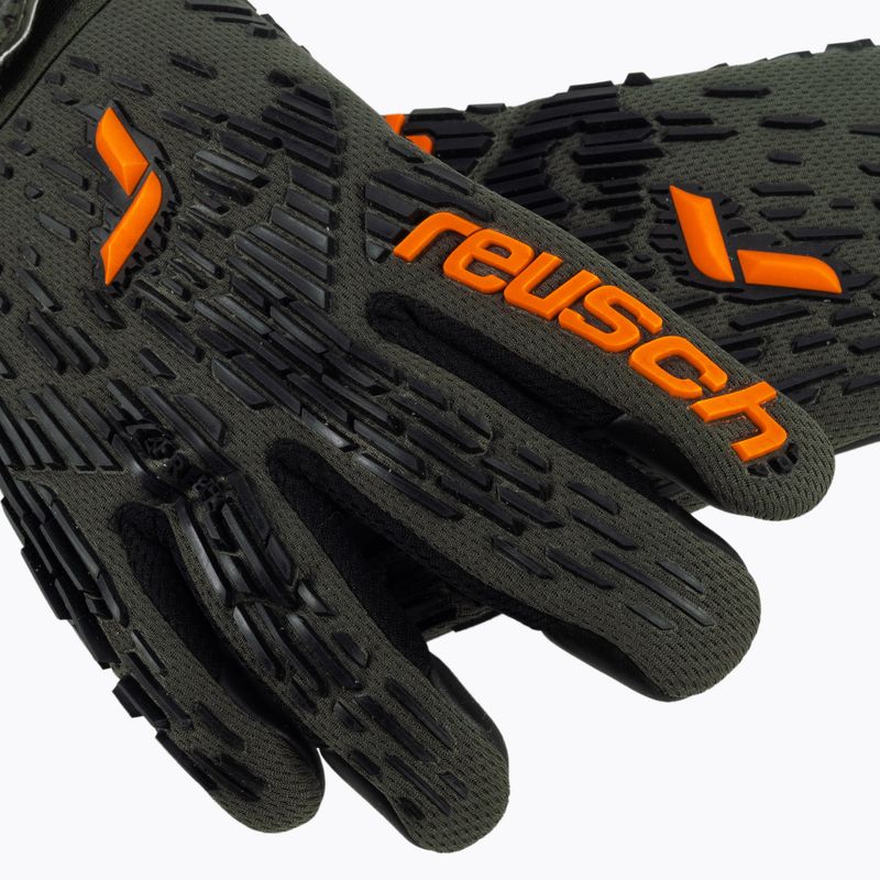 Rękawice bramkarskie Reusch Attrakt Freegel Silver desert green/shocking orange/black 3
