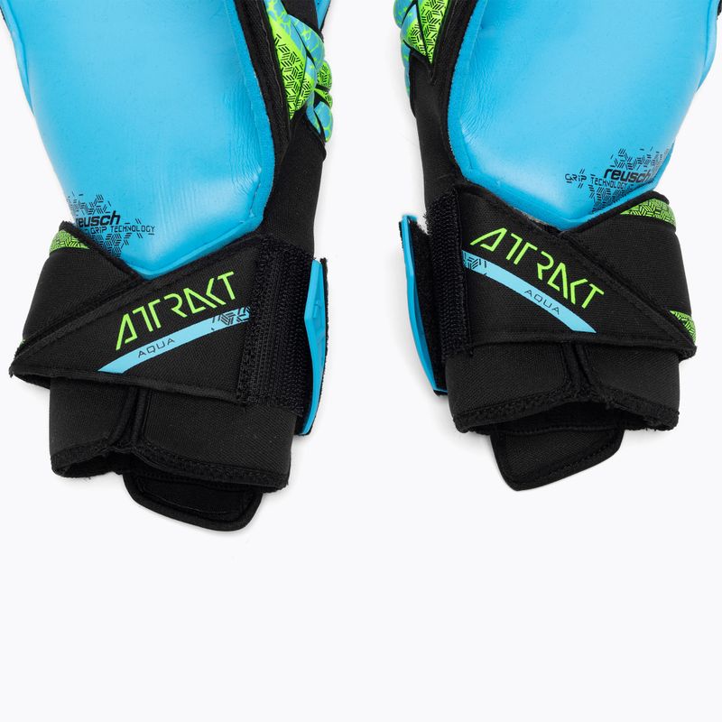 Rękawice bramkarskie Reusch Attrakt Aqua Evolution black/fluo lime/aqua 5