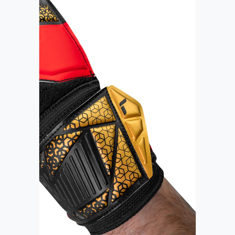 Rękawice bramkarskie Reusch Attrakt Solid black/gold/fiery red 7