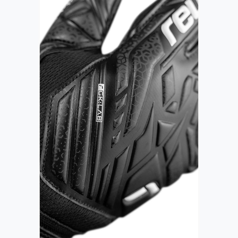 Rękawice bramkarskie Reusch Attrakt Resist black 7