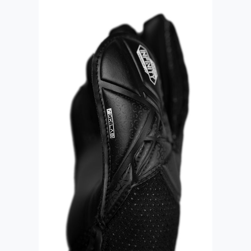 Rękawice bramkarskie dziecięce Reusch Attrakt Infinity Junior black 7