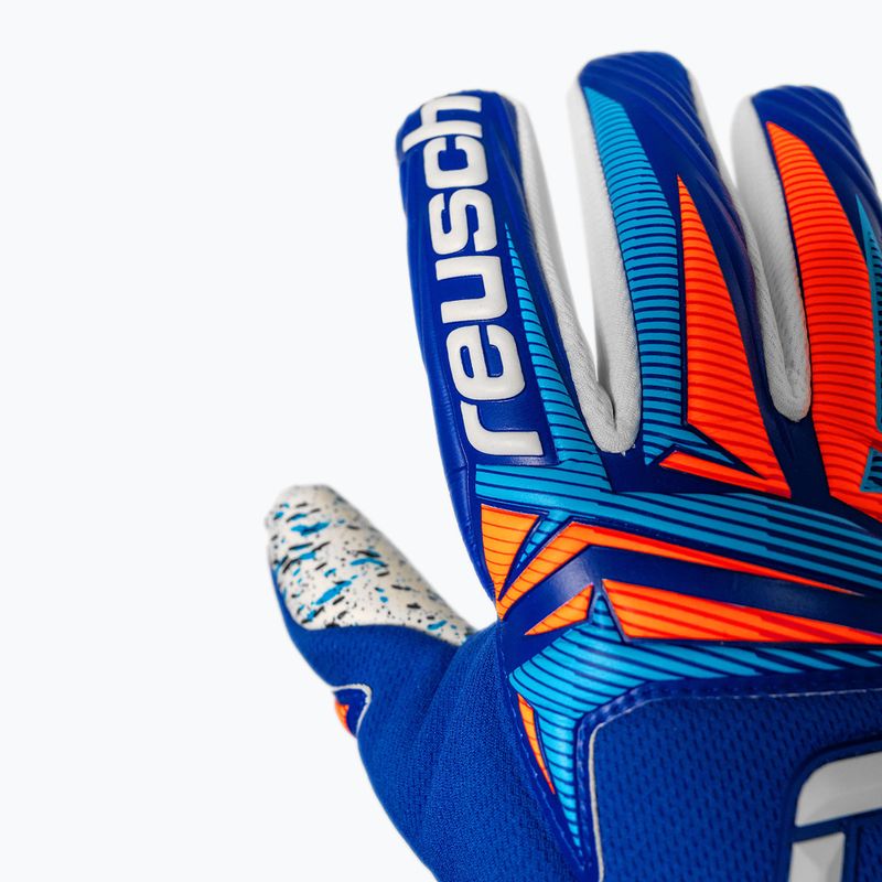 Rękawice bramkarskie Reusch Attrakt Fusion NC sharp blue/white/shocking orange 6