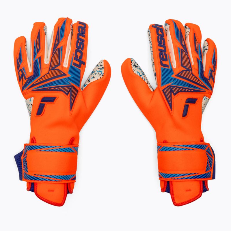Rękawice bramkarskie Reusch Attrakt Freegel Fusion shocking orange/blue 2