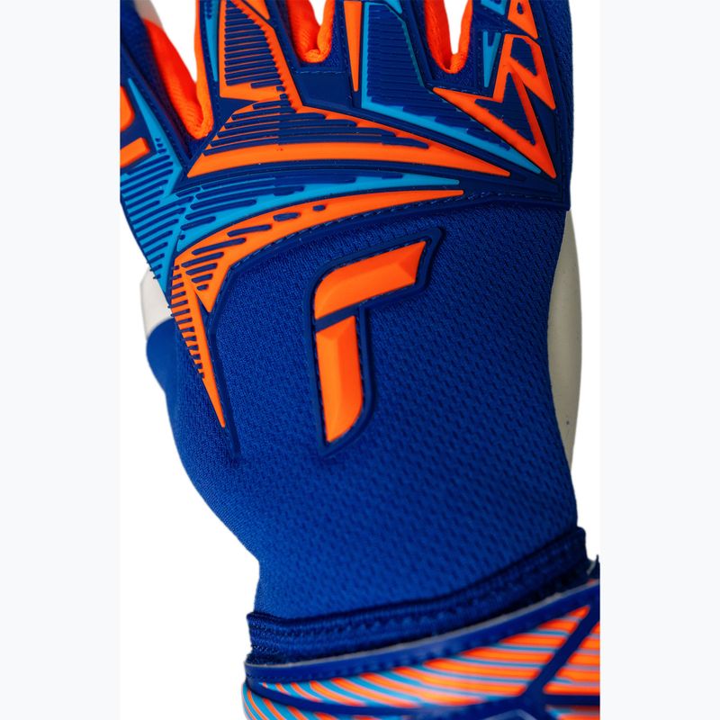Rękawice bramkarskie Reusch Attrakt Freegel Advance sharp blue/shocking orange 6
