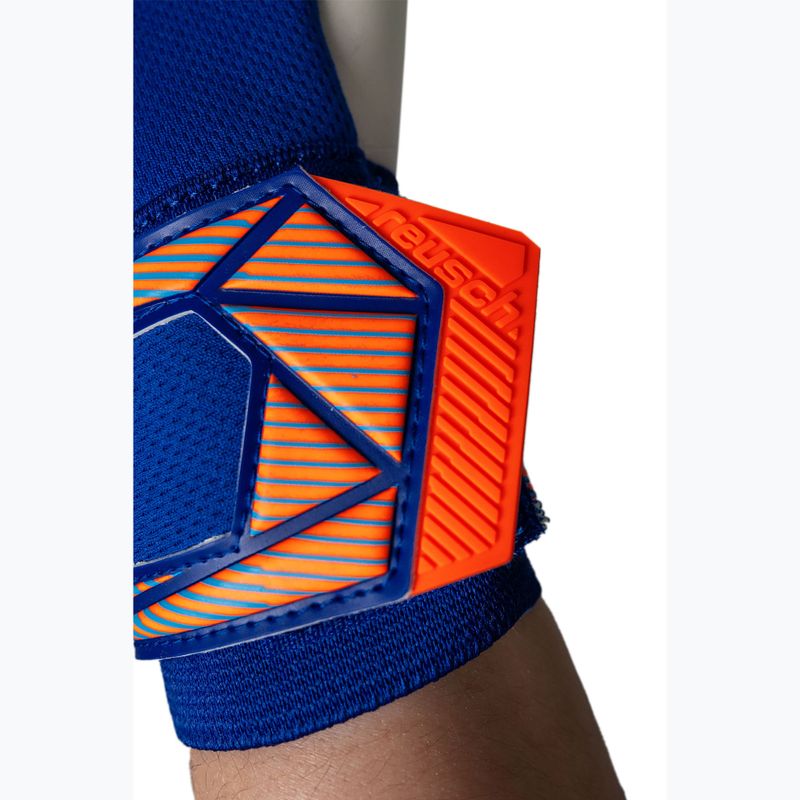 Rękawice bramkarskie Reusch Attrakt Freegel Advance sharp blue/shocking orange 7