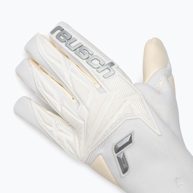 Rękawice bramkarskie Reusch Attrakt Gold X Strapless white/silver 4