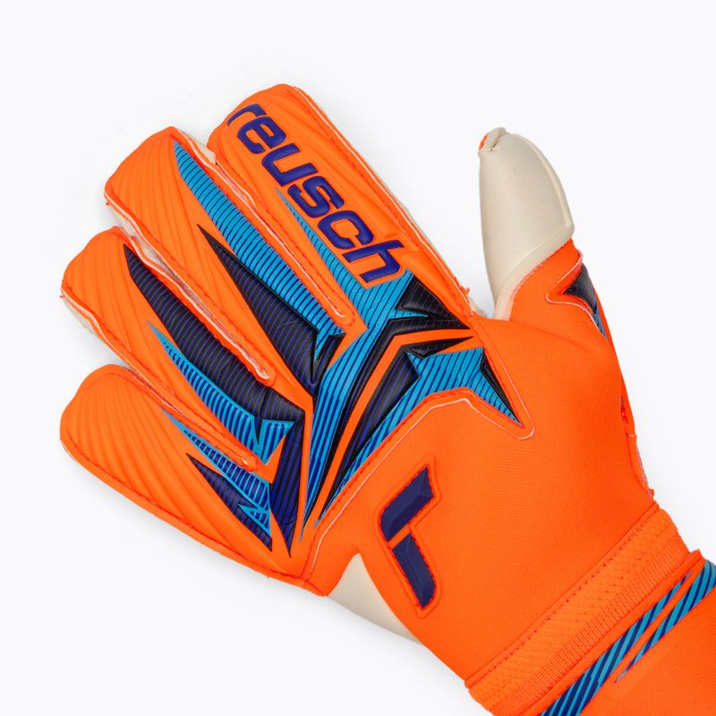 Rękawice bramkarskie Reusch Attrakt Gold X Evolution shocking orange/blue 4