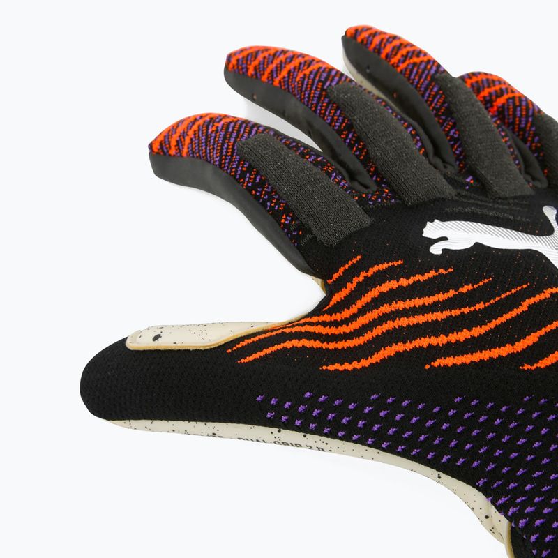 Rękawice bramkarskie PUMA Future Ultimate NC puma black/glowing red/purple glimmer 2