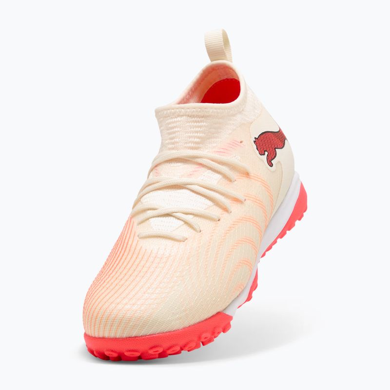 Buty piłkarskie dziecięce PUMA Future 9 Match TT+ Mid Jr sugared almond/puma white/ultra red/puma black 4