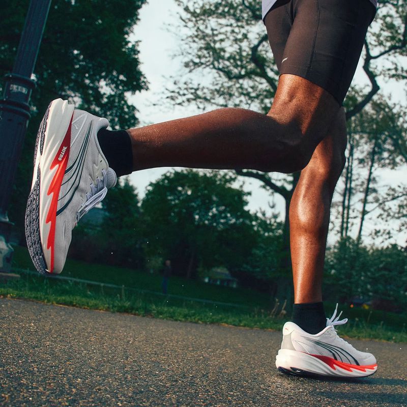 Buty do biegania męskie Puma Velocity Nitro 5 puma white/ultra red 9