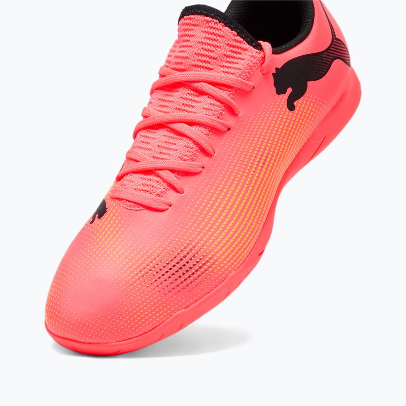 Buty piłkarskie PUMA Future 7 Play IT sunset glow/puma black/sun stream 12