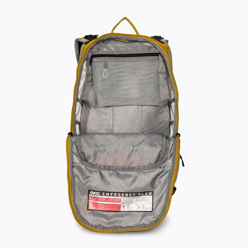 Plecak rowerowy EVOC Stage 18 l curry/stone 4