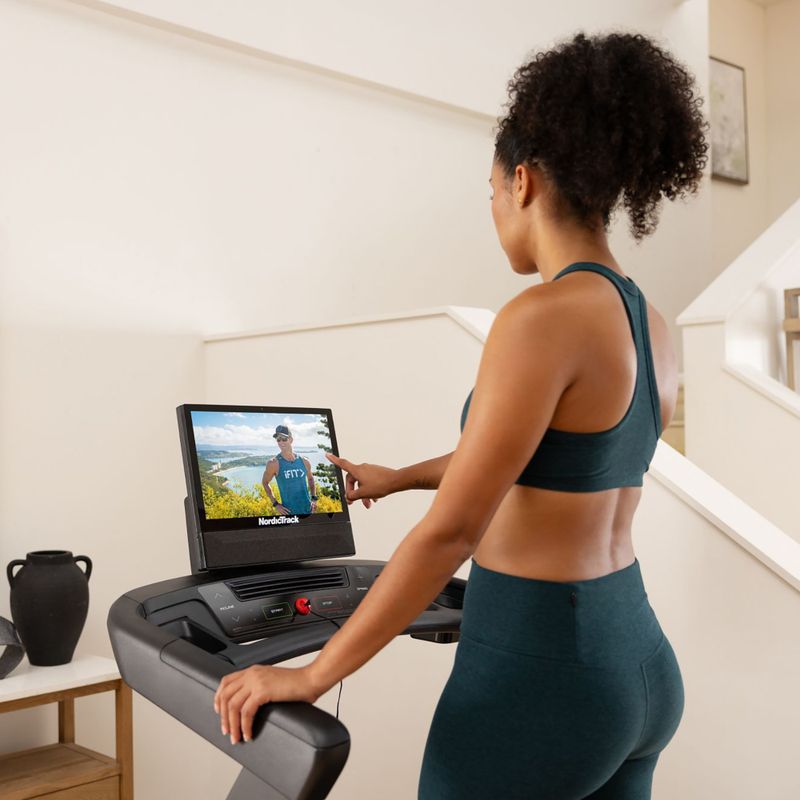 Bieżnia elektryczna NordicTrack T16 black 16