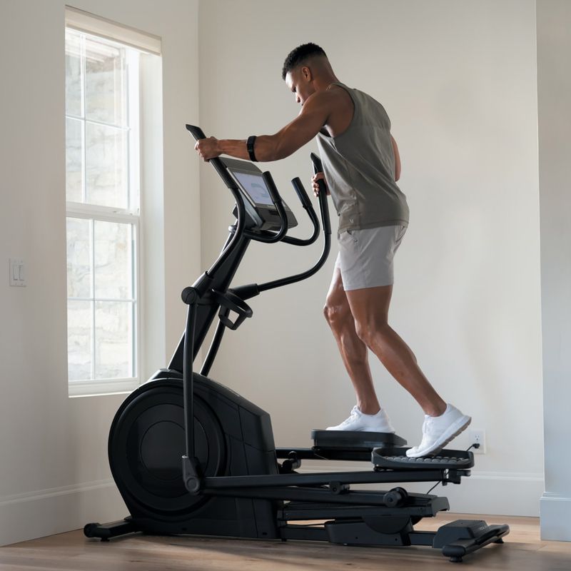 Orbitrek NordicTrack AirGlide 14i black 5