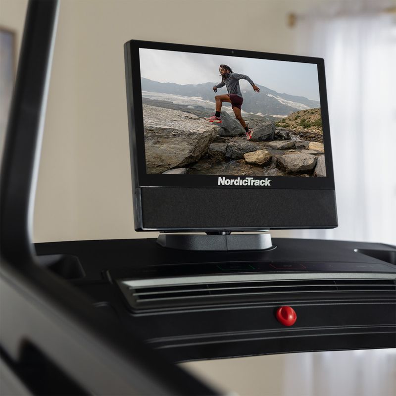 Bieżnia elektryczna NordicTrack X16 black 11
