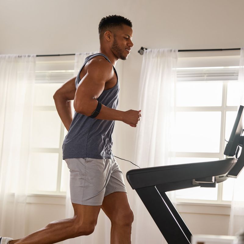 Bieżnia elektryczna NordicTrack T7 black 14