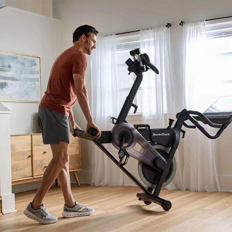 Rower spinningowy NordicTrack 24 Studio black 12