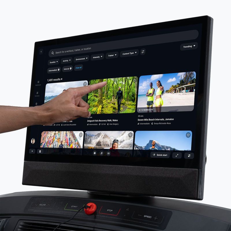 Bieżnia elektryczna NordicTrack Commercial 2450 2025 black 4