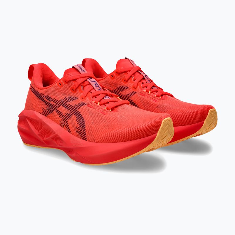 Buty do biegania damskie ASICS Novablast 5 flash red/edo purple 3