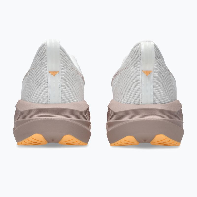 Buty do biegania damskie ASICS Novablast 5 white/fawn 5
