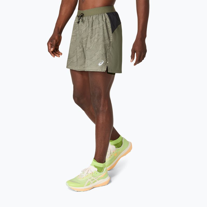 Spodenki do biegania męskie ASICS Fujitrail All Over Print 5IN mantle green 4