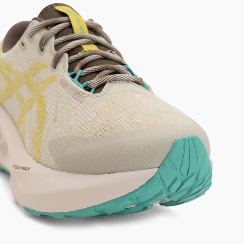 Buty do biegania damskie ASICS Novablast 5 TR light dust/cacti 7