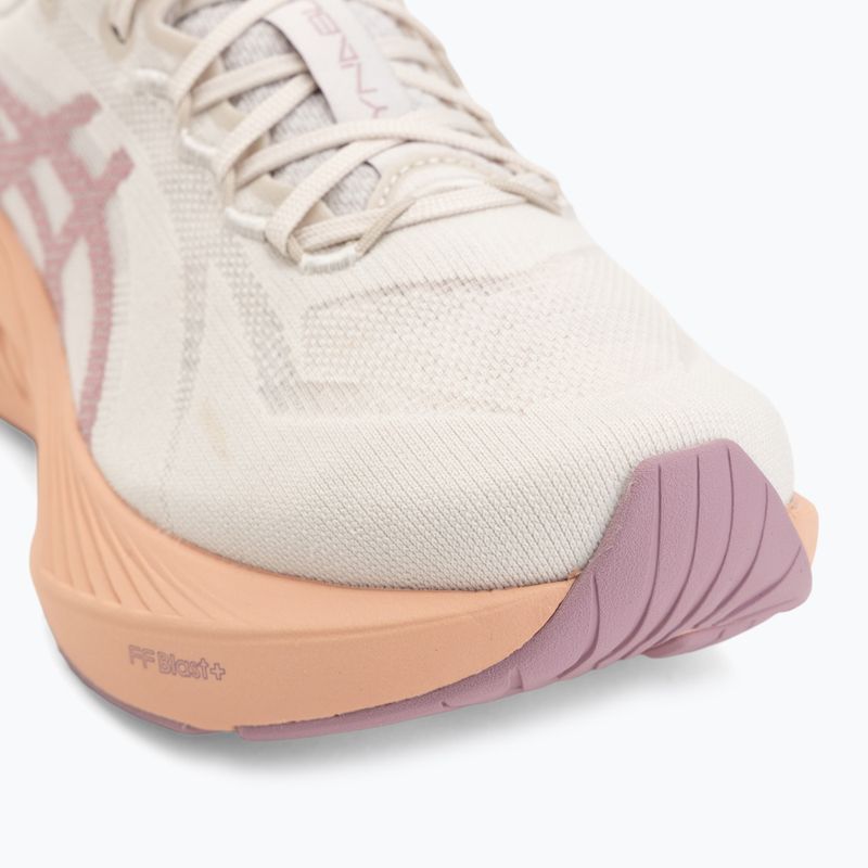 Buty do biegania damskie ASICS Dynablast 6 soft oat/cantaloupe 7